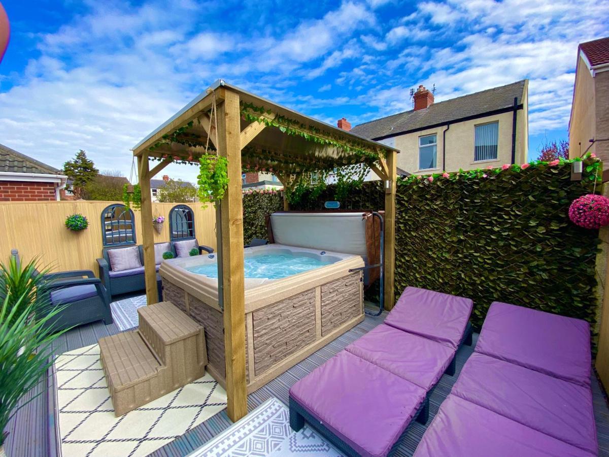 New…The Hottub House Blackpool Pleasure Beach Esterno foto